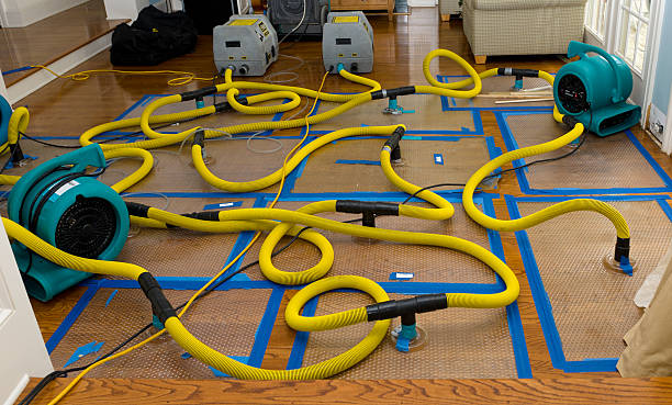Professional Crawl Space Water Removal technician working in Rio Medina, TX